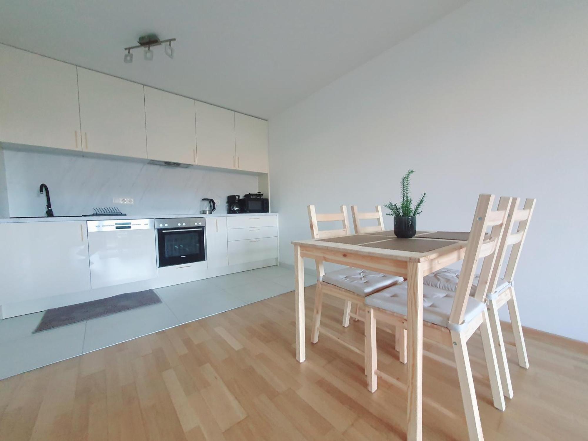 Near Lake One Bedroom Cute Apartment فيينا المظهر الخارجي الصورة